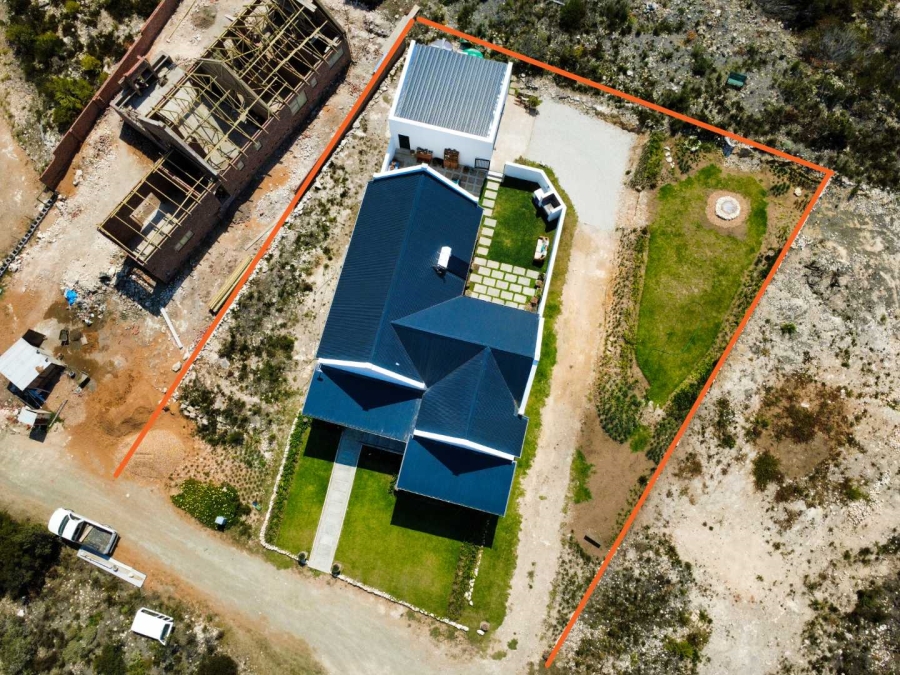 2 Bedroom Property for Sale in Stilbaai Oos Western Cape